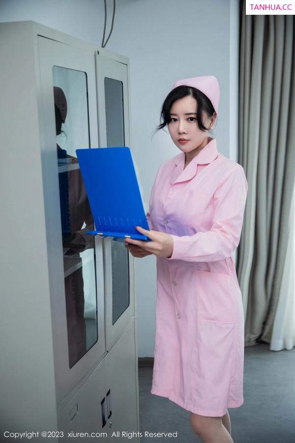 王格 王婉悠 [XiuRen]高清写真图 2023.08.08 No.7199 王婉悠Queen 护士服美臀第5张图片